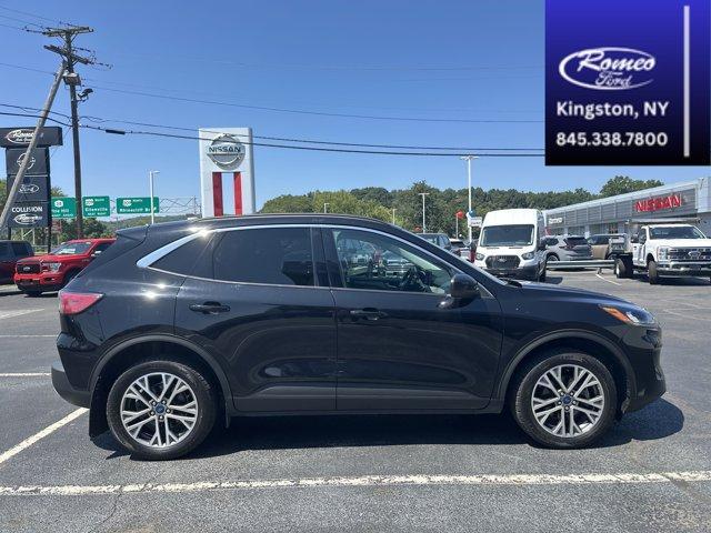 used 2022 Ford Escape car, priced at $25,995