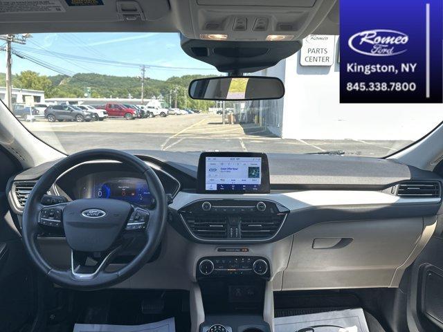used 2022 Ford Escape car, priced at $25,995