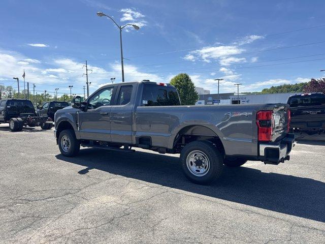 new 2025 Ford F-250 car, priced at $55,215