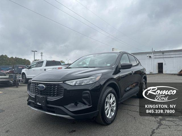 new 2025 Ford Escape car, priced at $31,450