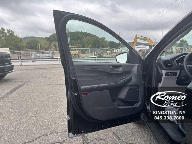 new 2025 Ford Escape car, priced at $31,450