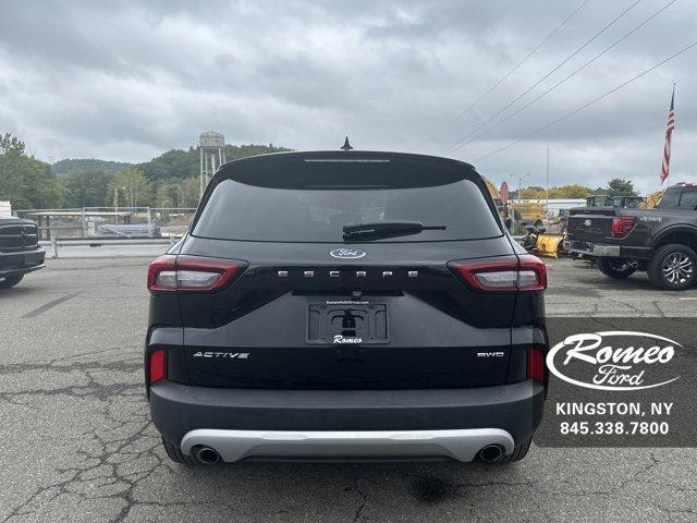 new 2025 Ford Escape car, priced at $31,450