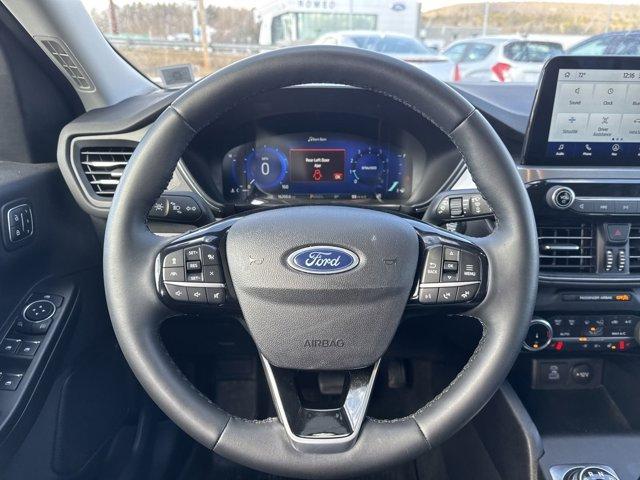 used 2022 Ford Escape car, priced at $25,495