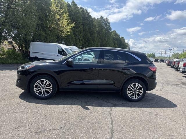 used 2022 Ford Escape car, priced at $25,995