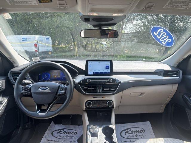 used 2022 Ford Escape car, priced at $25,995