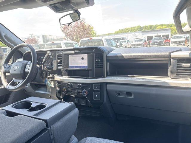 new 2025 Ford F-350 car, priced at $61,005