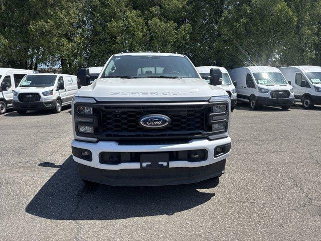 new 2025 Ford F-350 car, priced at $61,005