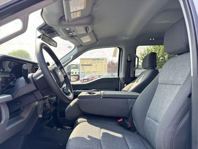 new 2025 Ford F-250 car, priced at $61,945