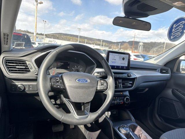 used 2022 Ford Escape car, priced at $23,995