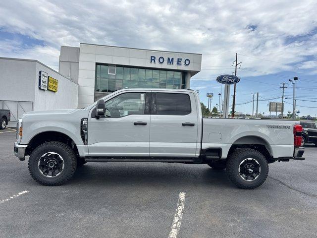 new 2025 Ford F-250 car, priced at $63,935
