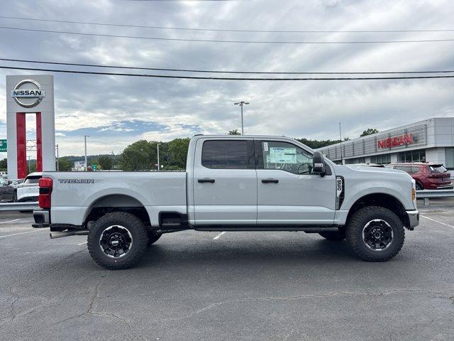 new 2025 Ford F-250 car, priced at $63,935