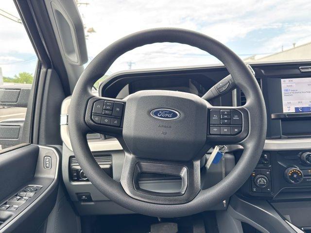 new 2025 Ford F-250 car, priced at $63,935