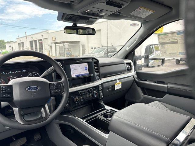 new 2025 Ford F-250 car, priced at $63,935