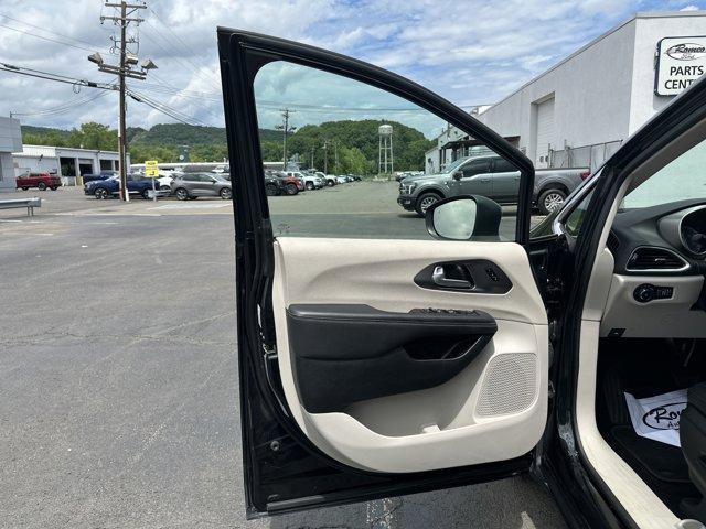 used 2023 Chrysler Pacifica car, priced at $25,550