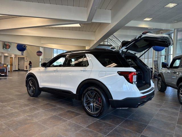 new 2025 Ford Explorer car, priced at $53,444