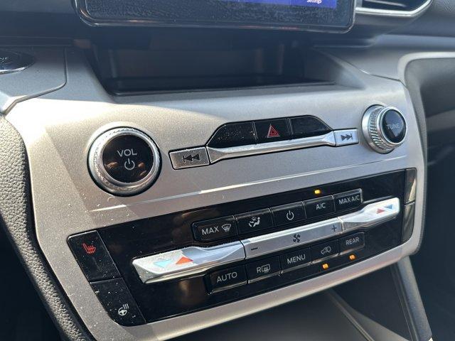 used 2022 Ford Explorer car, priced at $33,650