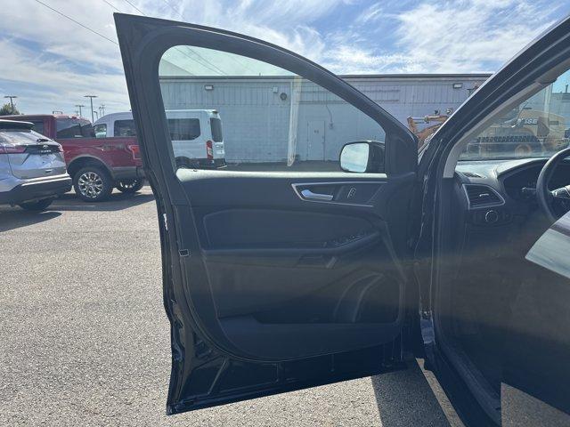 used 2024 Ford Edge car, priced at $22,550