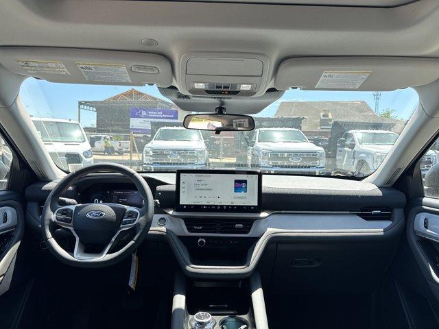 new 2025 Ford Explorer car, priced at $46,714