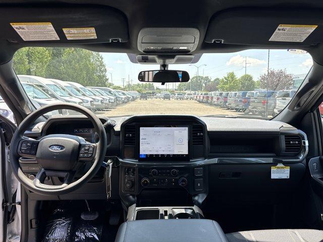 new 2025 Ford F-150 car, priced at $47,035