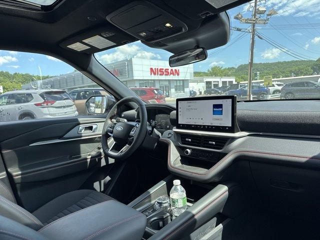 new 2025 Ford Explorer car, priced at $54,095