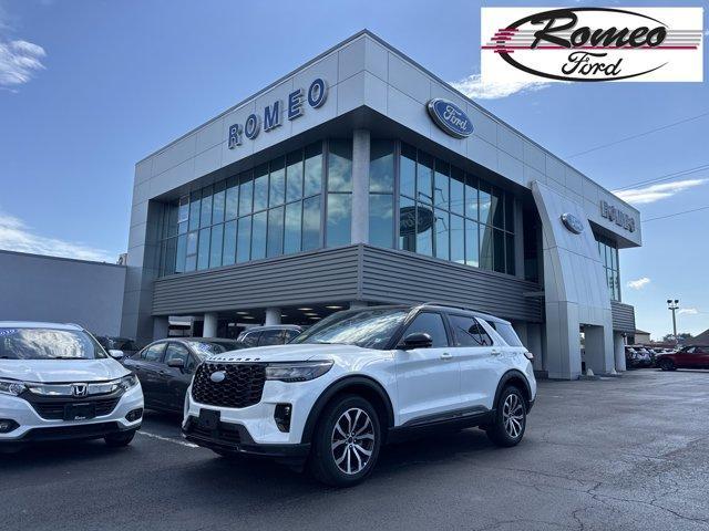 new 2025 Ford Explorer car, priced at $54,095