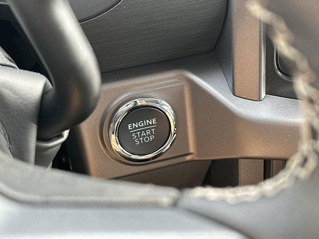 new 2025 Ford F-150 car, priced at $60,910