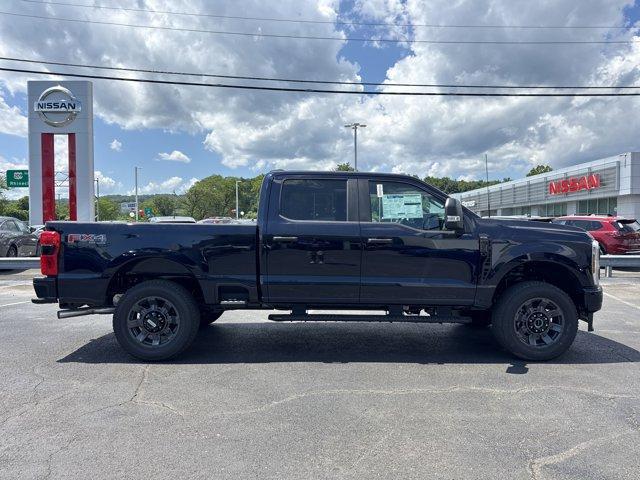 new 2025 Ford F-250 car, priced at $61,945