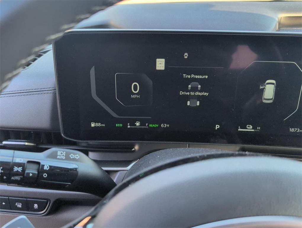 used 2025 Kia Carnival Hybrid car, priced at $41,977