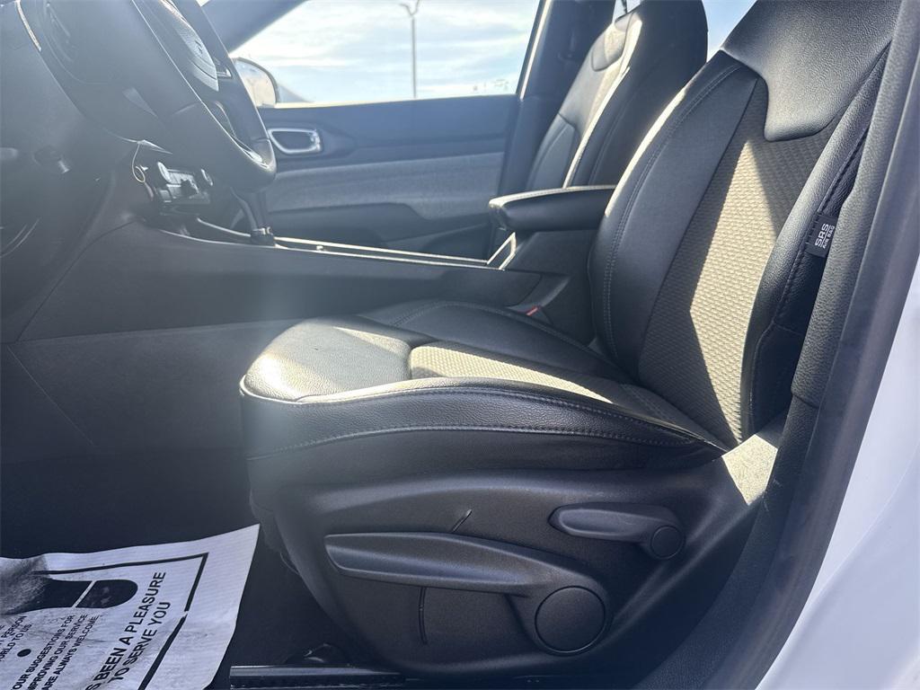 used 2024 Jeep Compass car, priced at $20,977