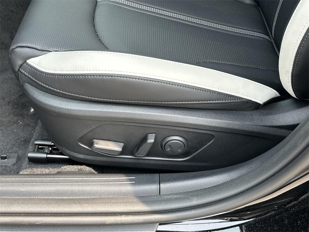 new 2025 Kia K5 car, priced at $29,973