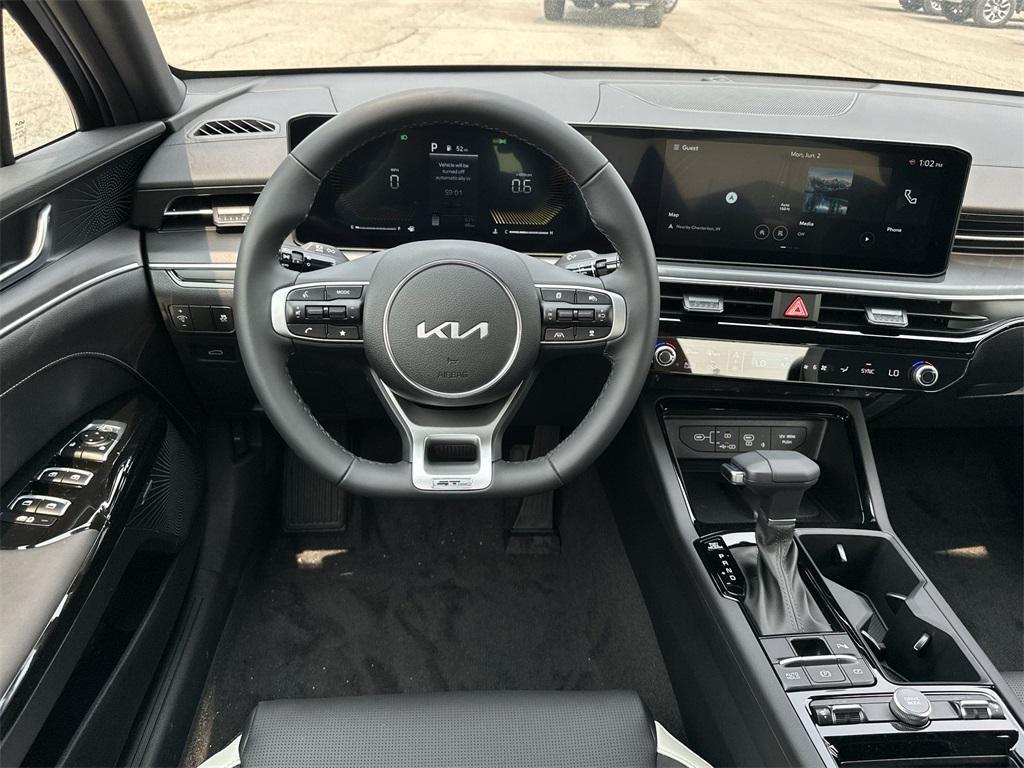new 2025 Kia K5 car, priced at $29,973