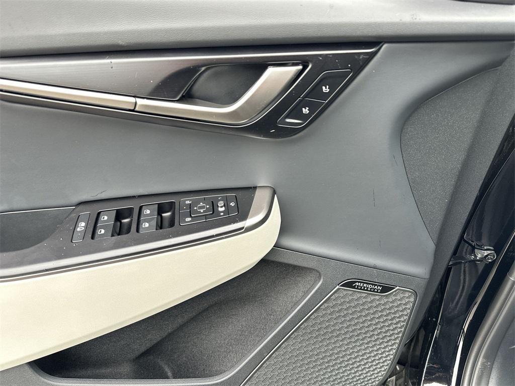 new 2025 Kia EV6 car, priced at $55,673
