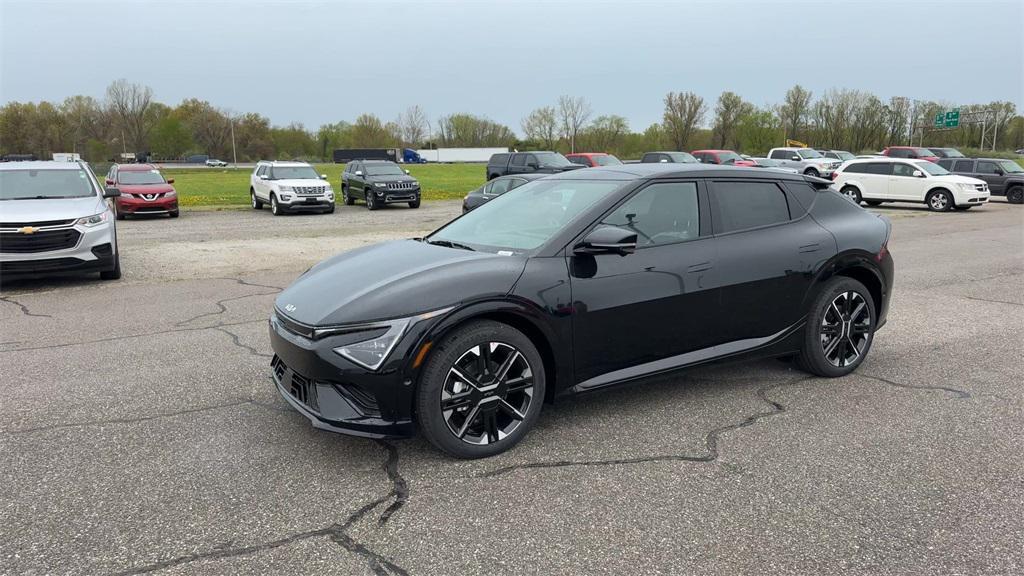 new 2025 Kia EV6 car, priced at $55,673