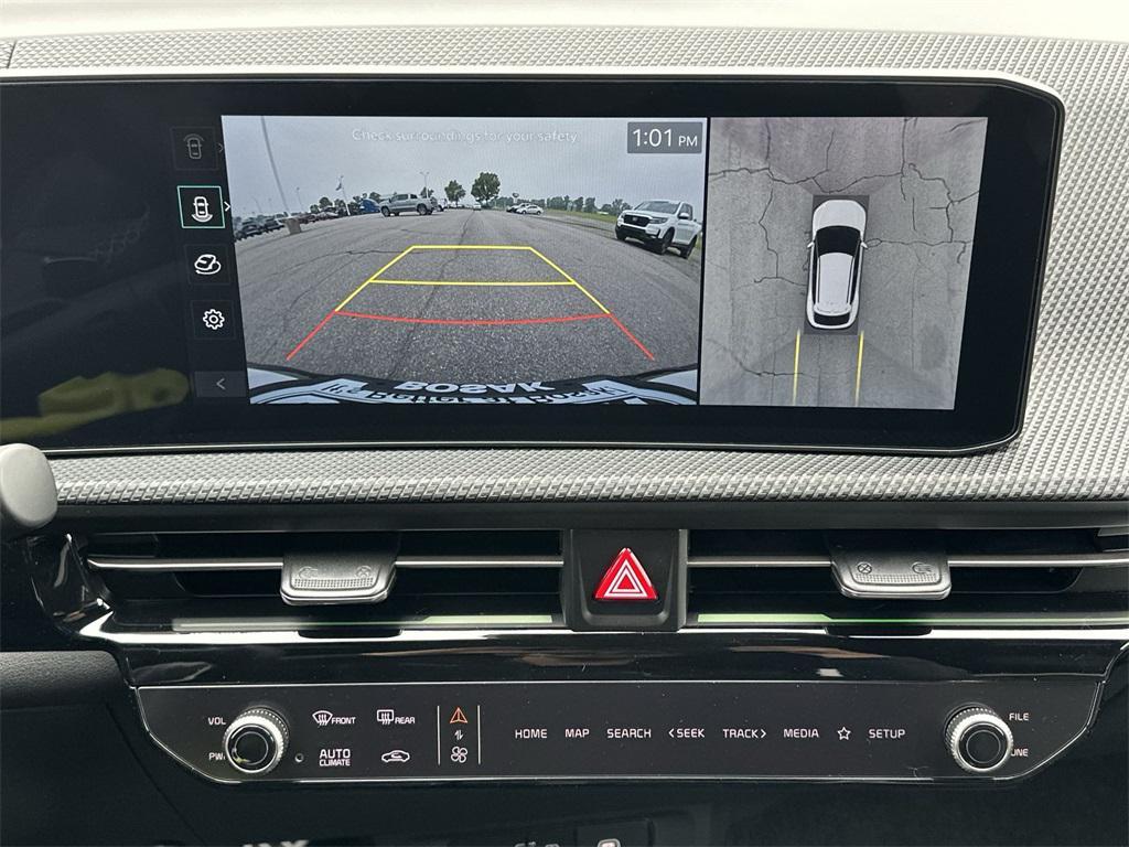 new 2025 Kia EV6 car, priced at $55,721