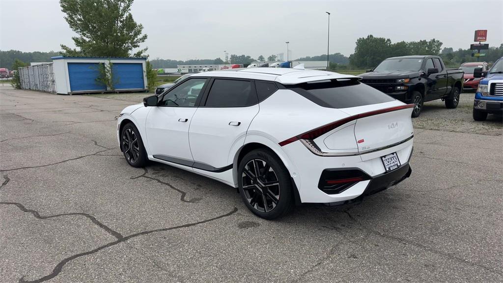 new 2025 Kia EV6 car, priced at $55,721