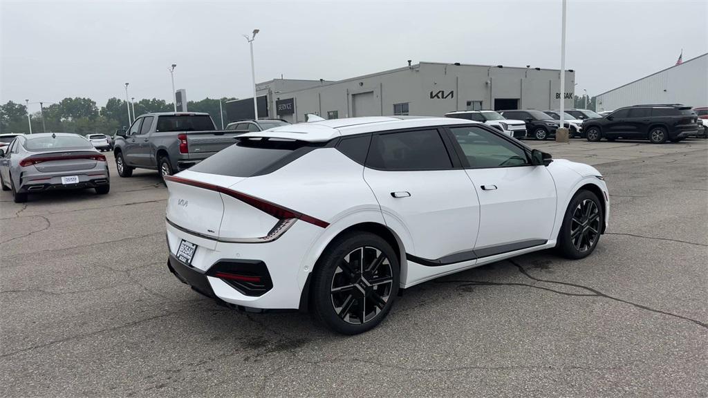 new 2025 Kia EV6 car, priced at $55,721