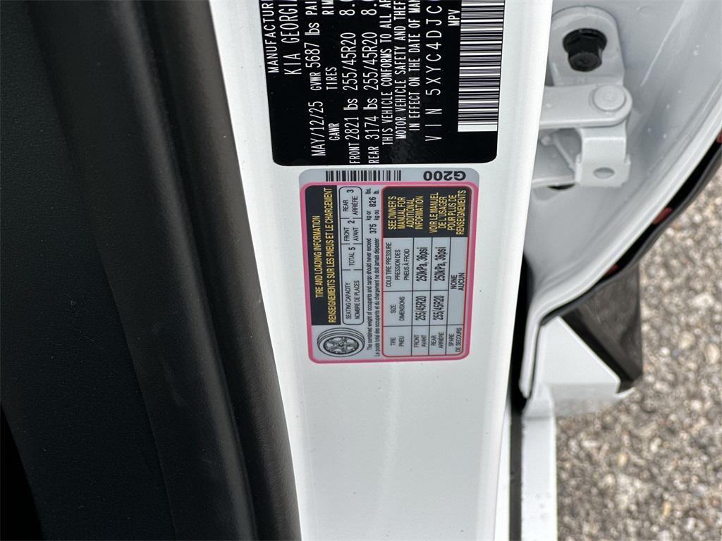 new 2025 Kia EV6 car, priced at $55,721