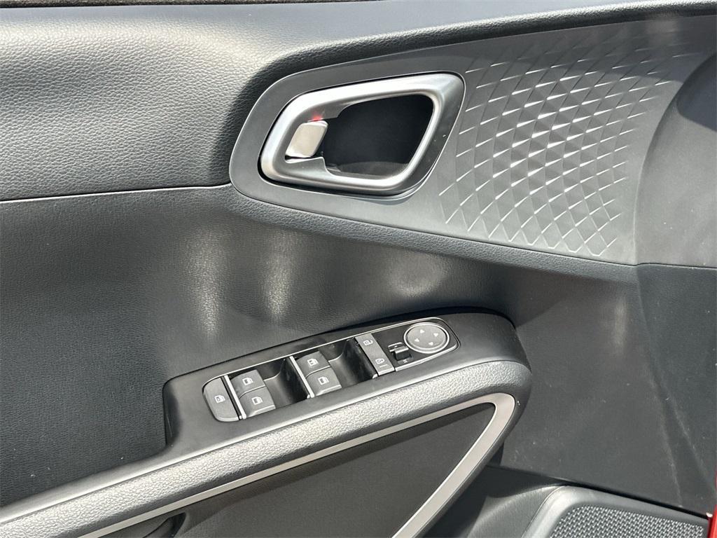 new 2025 Kia Soul car, priced at $21,432