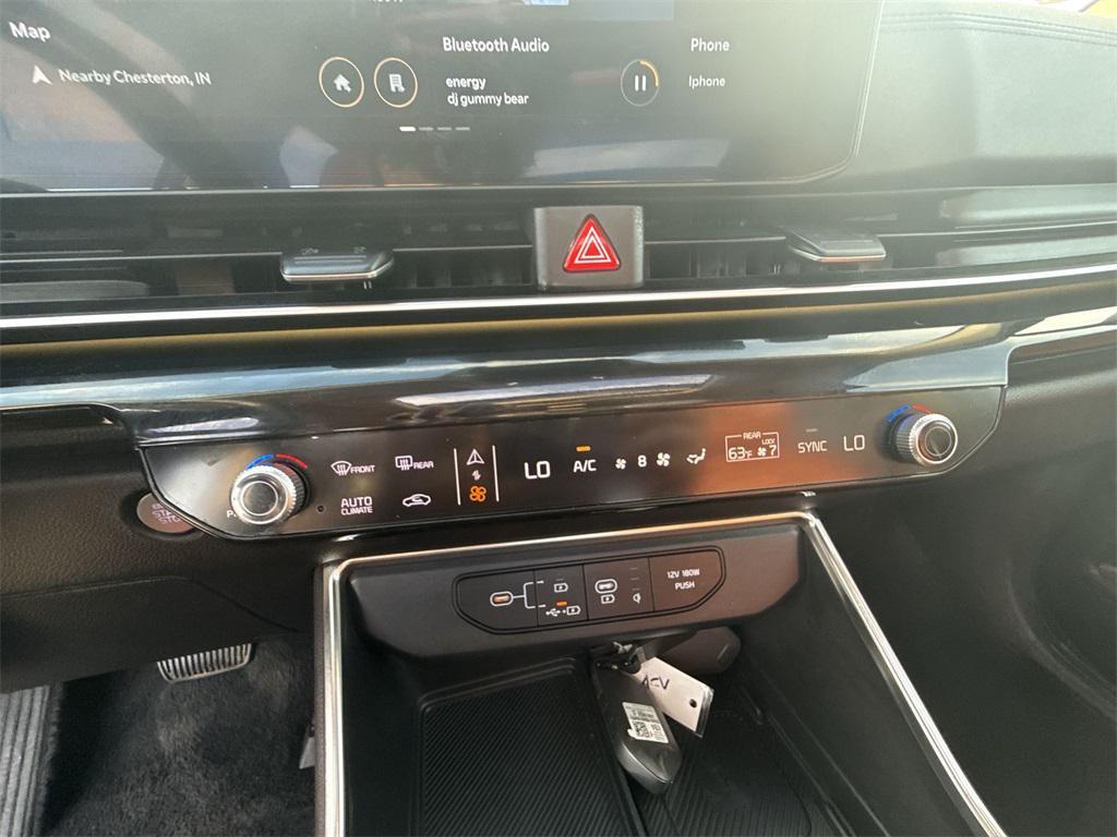 used 2025 Kia Carnival car, priced at $46,477