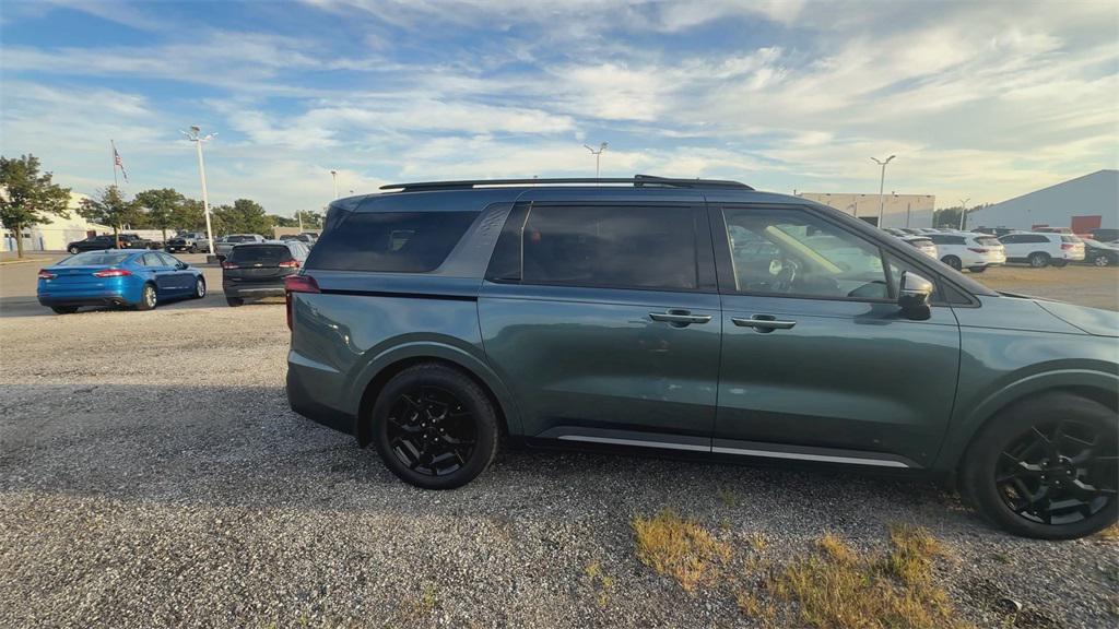 used 2025 Kia Carnival car, priced at $46,477