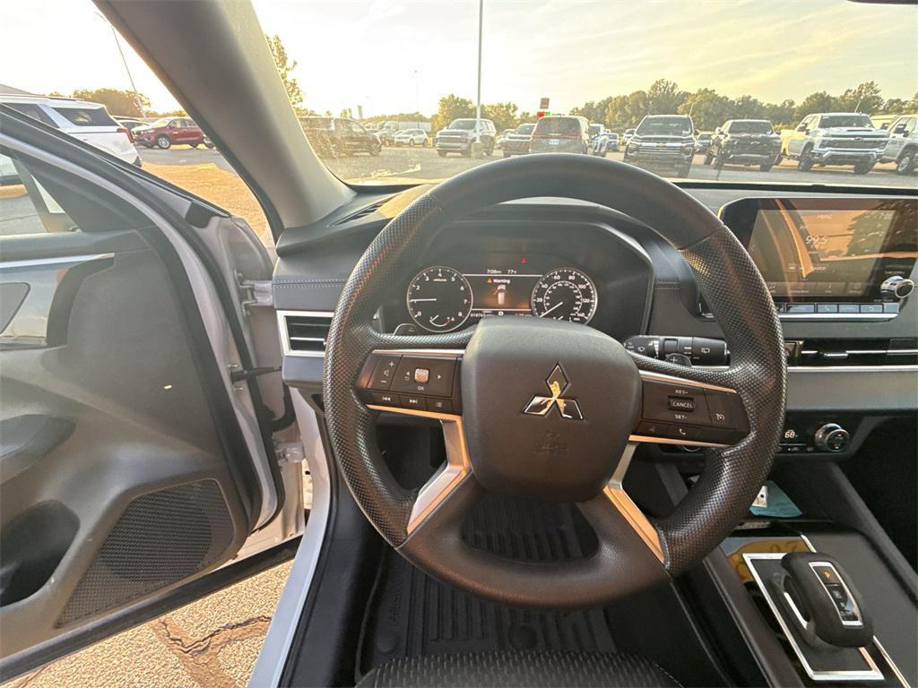used 2023 Mitsubishi Outlander car, priced at $23,000