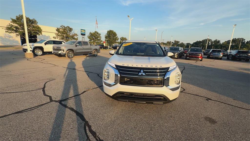 used 2023 Mitsubishi Outlander car, priced at $23,000