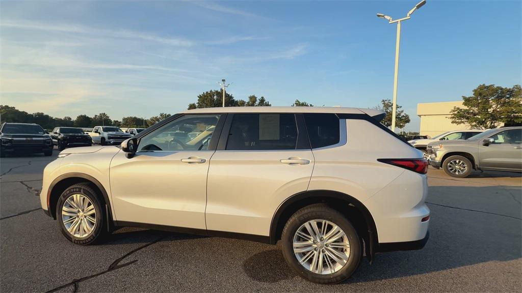 used 2023 Mitsubishi Outlander car, priced at $23,000