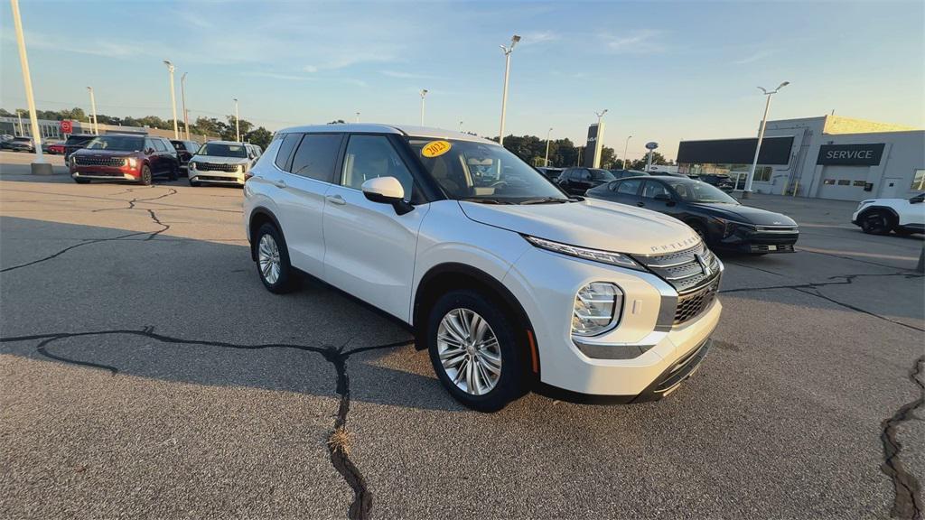 used 2023 Mitsubishi Outlander car, priced at $23,000