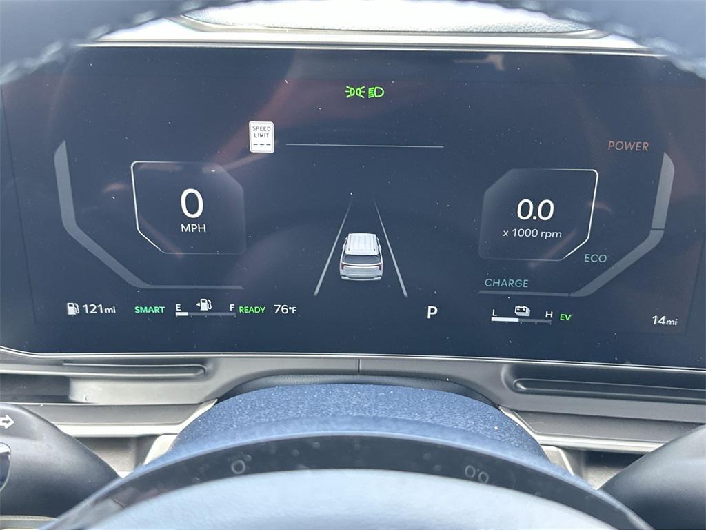 new 2025 Kia Carnival Hybrid car, priced at $53,021