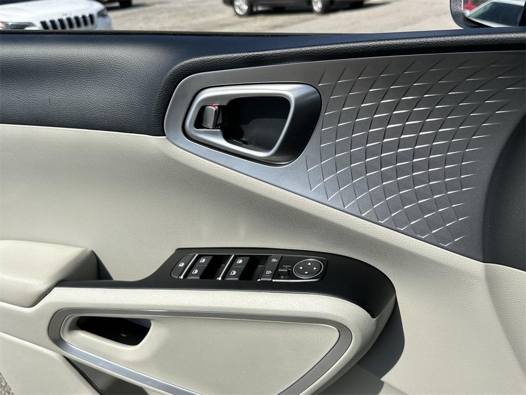 new 2025 Kia Soul car, priced at $21,266