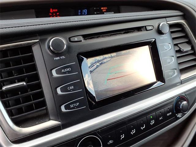 used 2017 Toyota Highlander car, priced at $15,480