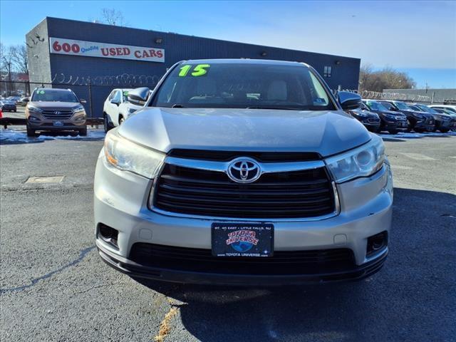 used 2015 Toyota Highlander car, priced at $17,128