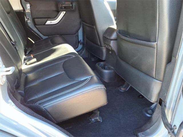 used 2015 Jeep Wrangler Unlimited car, priced at $16,646