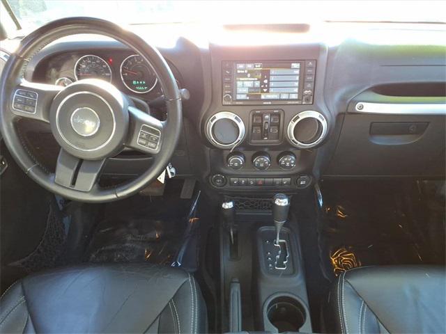 used 2015 Jeep Wrangler Unlimited car, priced at $16,646